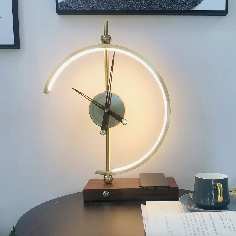 AURO Lucerna | LumaCharge LED Clock Lamp