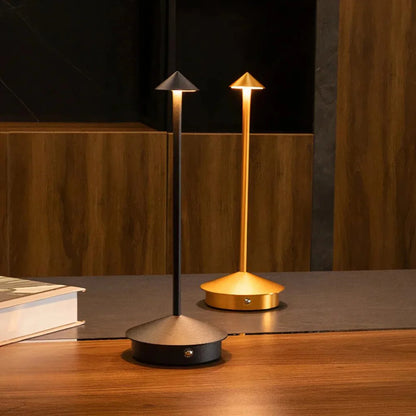 AURO Elara | Slender Cordless Table Lamp