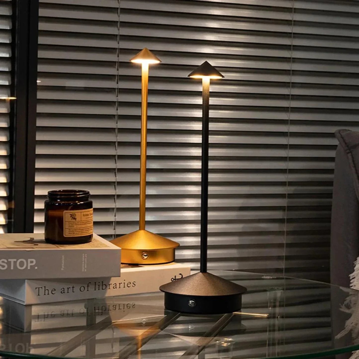 AURO Elara | Slender Cordless Table Lamp