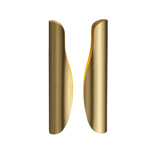 AURO Viiru | Sculptural Brass Linear Wall Sconce
