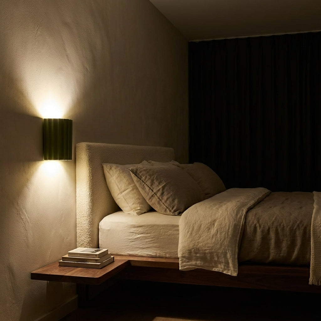 AURO Keld | Sculptural Resin Wall Light