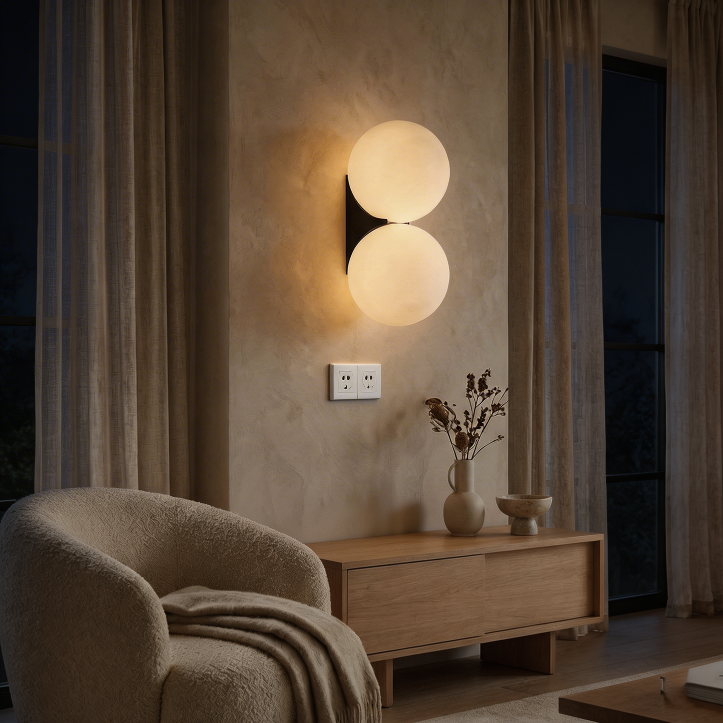 AURO Hvid | Nordic White Glass Globe Wall Sconce