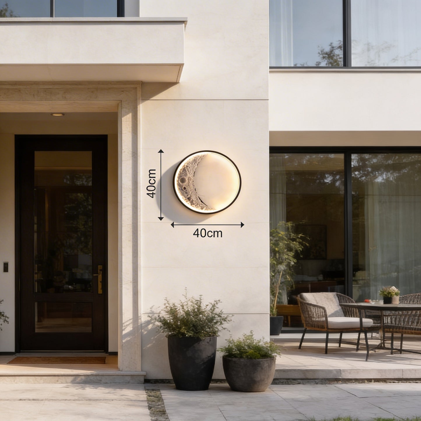 AURO Mane | Lunar RGB Outdoor Wall Light