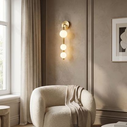 AURO Tryne | Sculptural 3-Globe Glass Wall Lamp