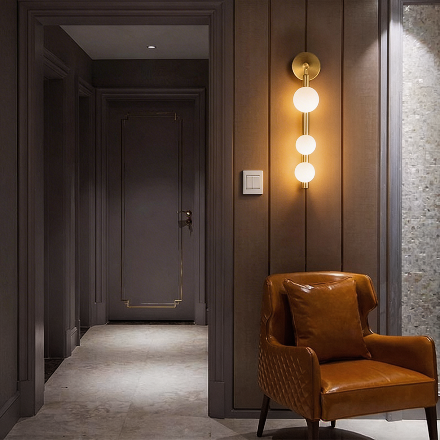 AURO Tryne | Sculptural 3-Globe Glass Wall Lamp