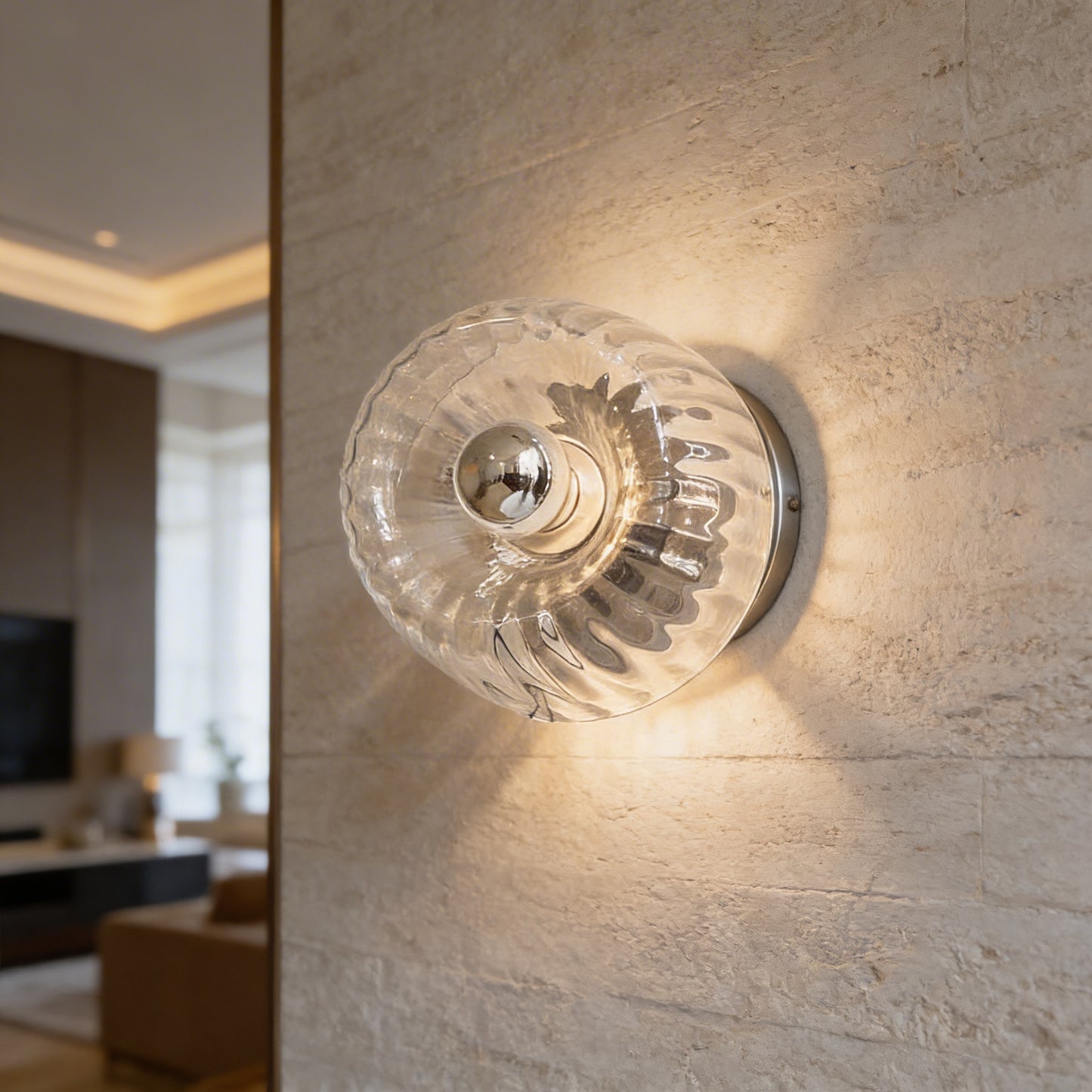 AURO Sola | Transparent Glass Globe Wall Sconce