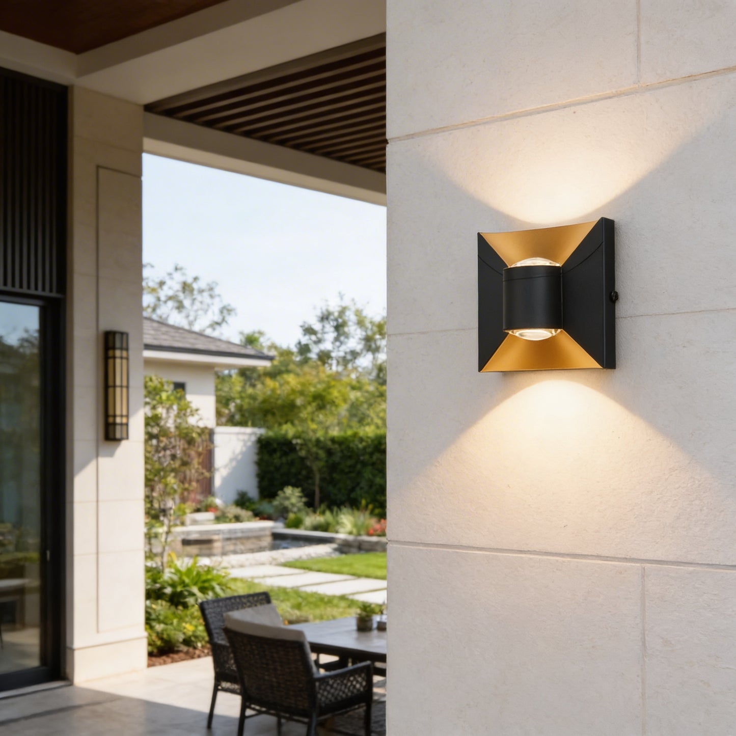 AURO Lys | Geometric Up-Down Outdoor Wall Light