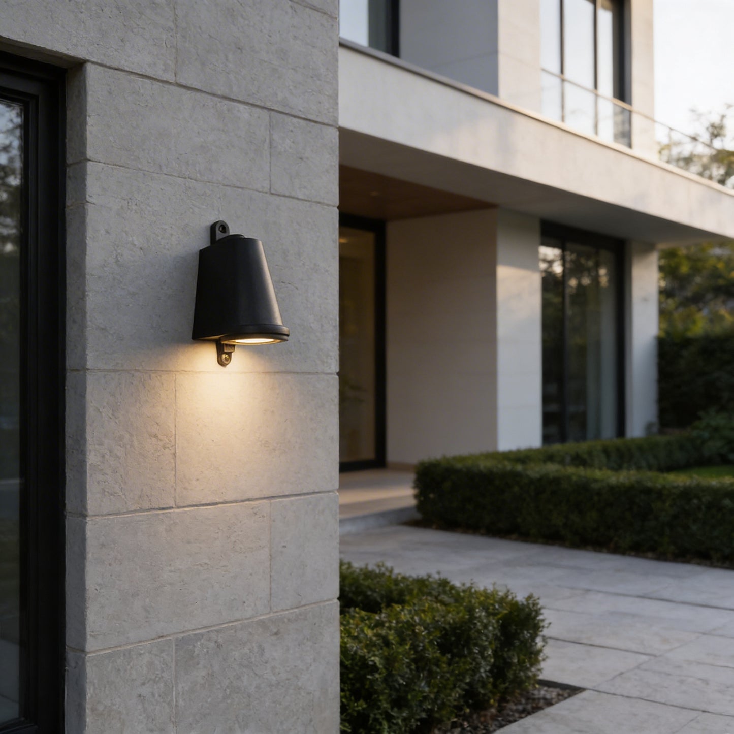 AURO Mast | Industrial Bell Outdoor Wall Light
