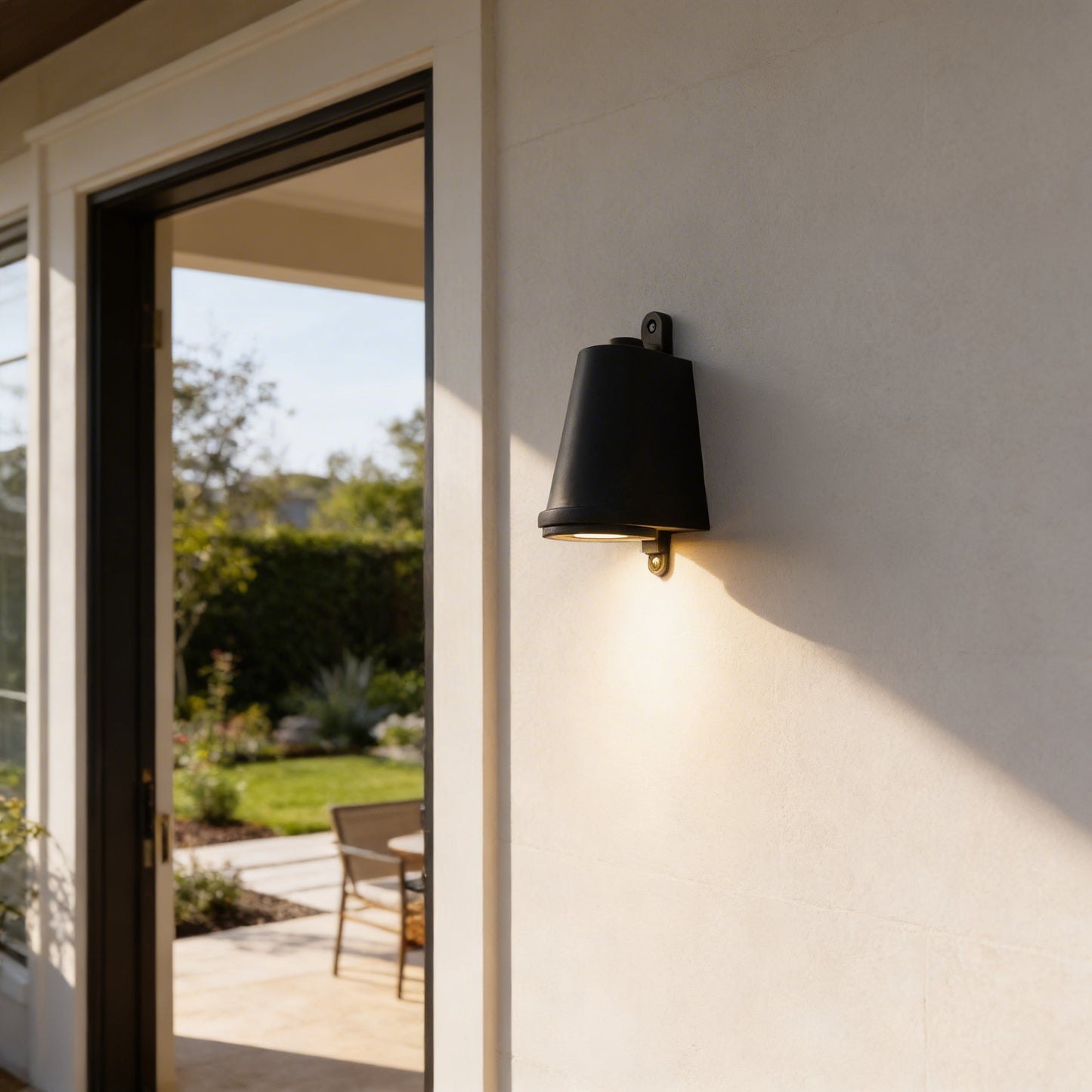 AURO Mast | Industrial Bell Outdoor Wall Light