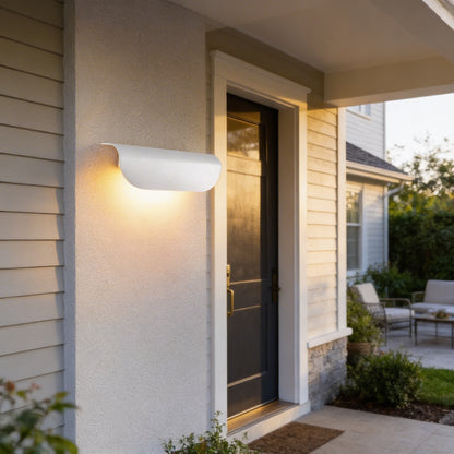 AURO Bøy | Curved Outdoor Wall Light