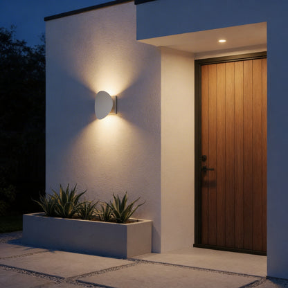 AURO Kobb | Pebble-Shaped Minimalist Outdoor Wall Light