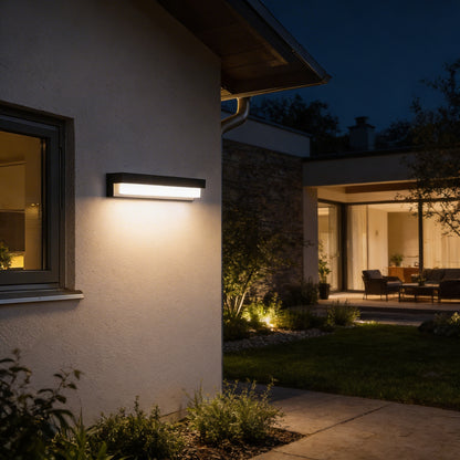 AURO Stolpe | Solar Linear Outdoor Wall Light