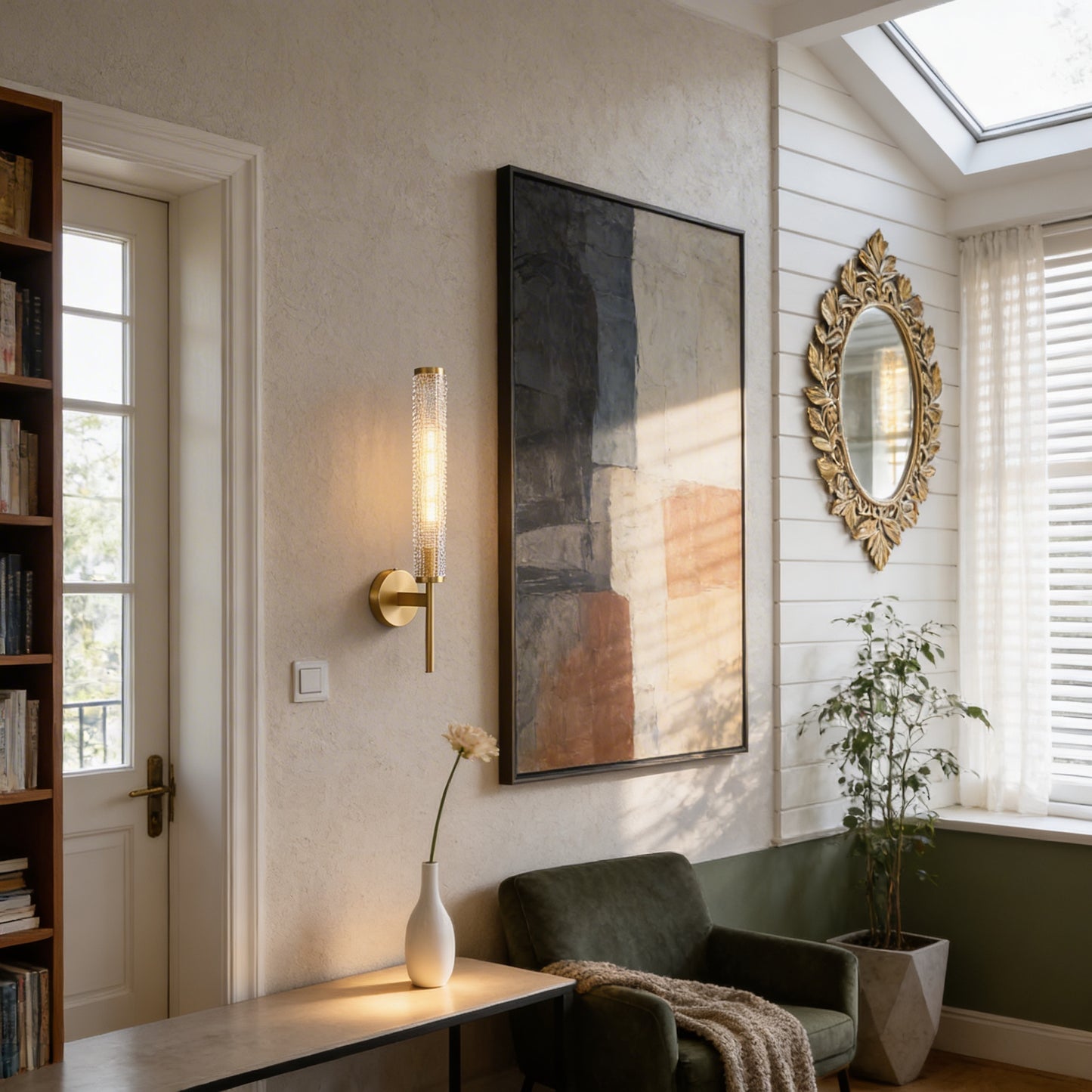 AURO Rör | Brass & Glass Tube Wall Sconce
