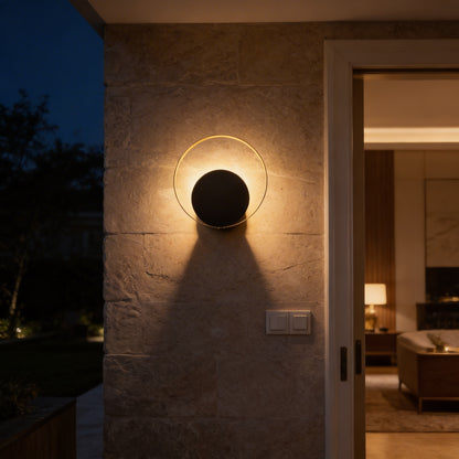 AURO Sirkel | Warm Circular Black & Gold Wall Lamp