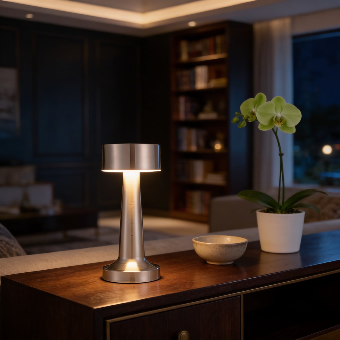 AURO Varm | Warm Cordless Rechargeable Table Lamp