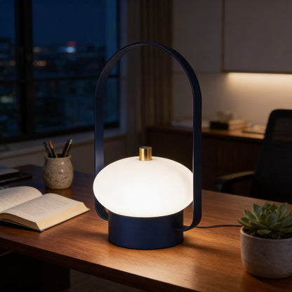 AURO Bærn | Portable Cordless Table Lantern